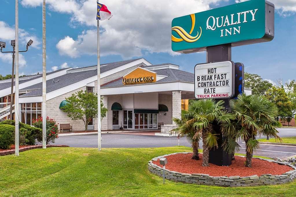 Quality Inn Greenville Near University Exterior foto